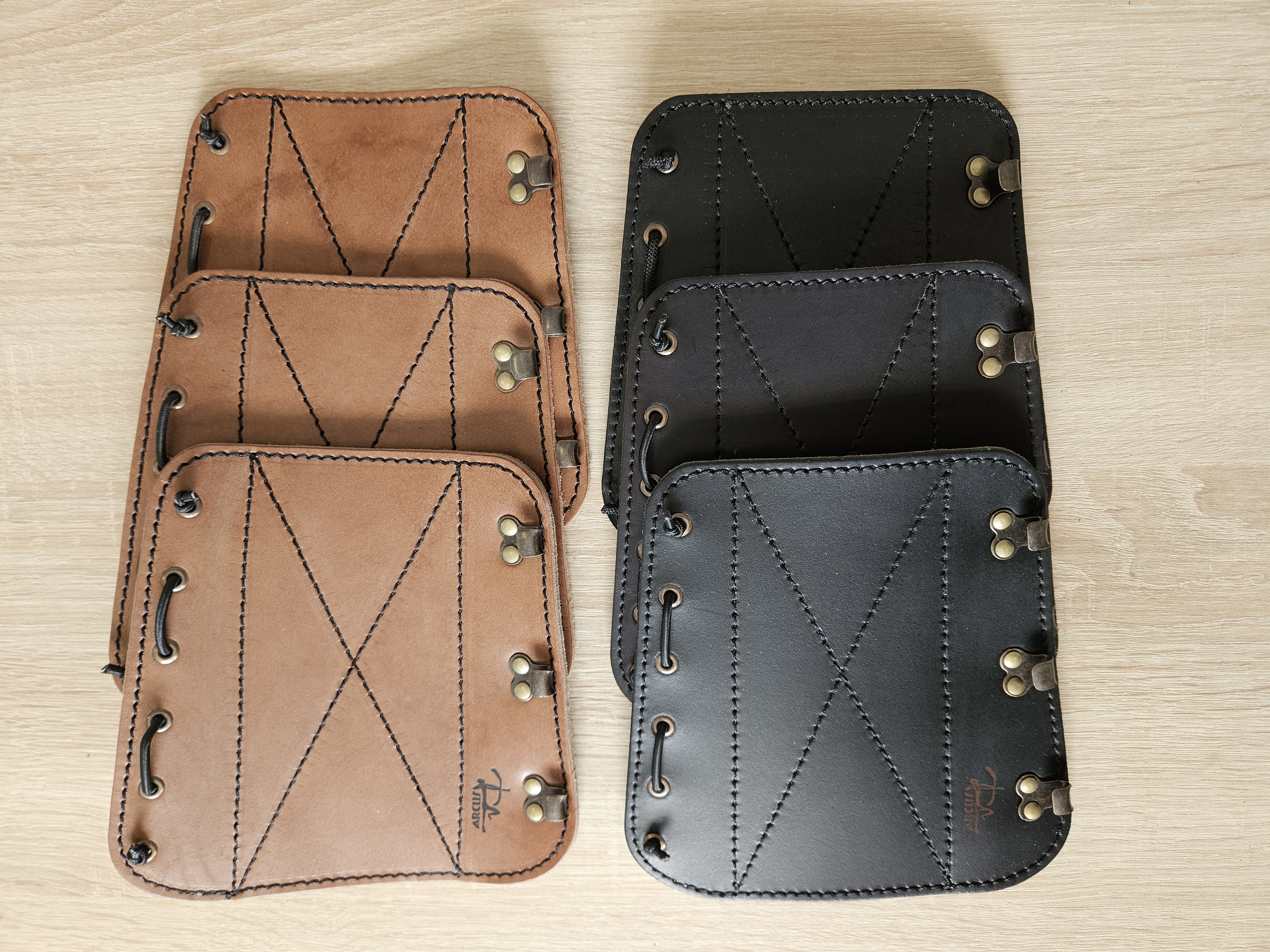Chránič predlaktia Wing junior dlhý 25cm