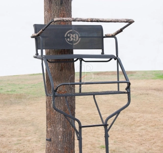 Posed (treestand) 39HUNTER pre 2 osoby s opierkou a rebríkom
